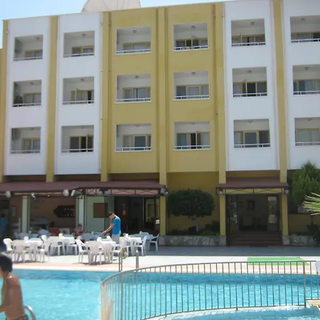 Oya Family Aparthotel