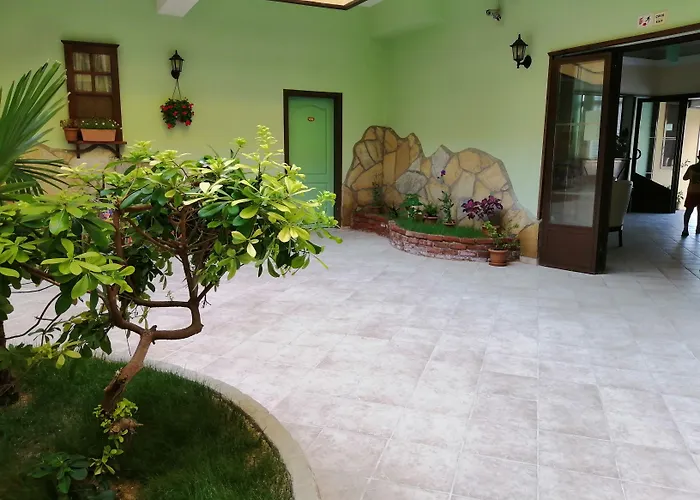 Oya Family Aparthotel