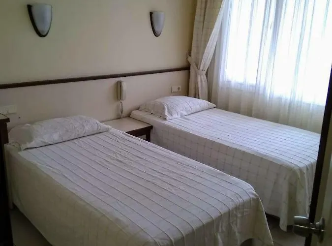 Oya Family Aparthotel
