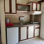Oya Family Aparthotel