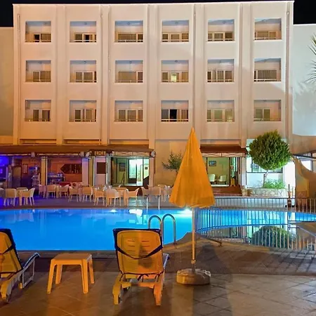 Oya Family Hotel de apartamente