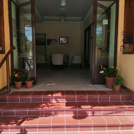 Oya Family Hotel de apartamente