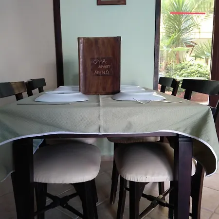 Oya Family Hotel de apartamente 4*