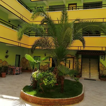 Hotel de apartamente Oya Family