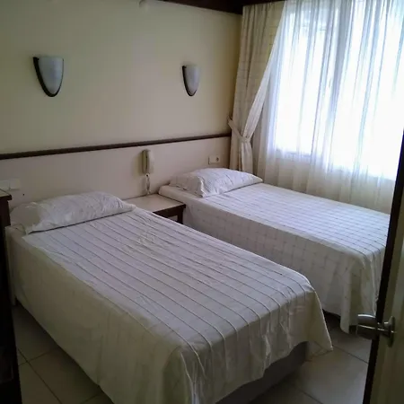 Hotel de apartamente Oya Family 4*