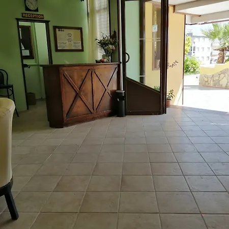 Oya Family Kusadası