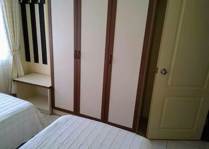 Aparthotel Oya Family 4*