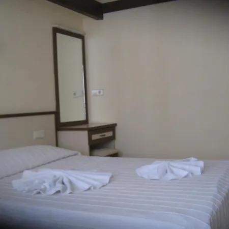 Lägenhetshotell Oya Family Kusadası