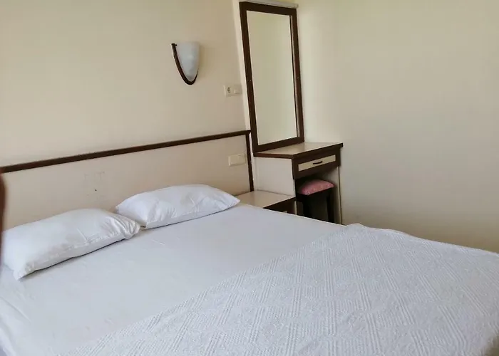 Oya Family Apart-hotel 4*