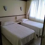 Lägenhetshotell Oya Family 4*